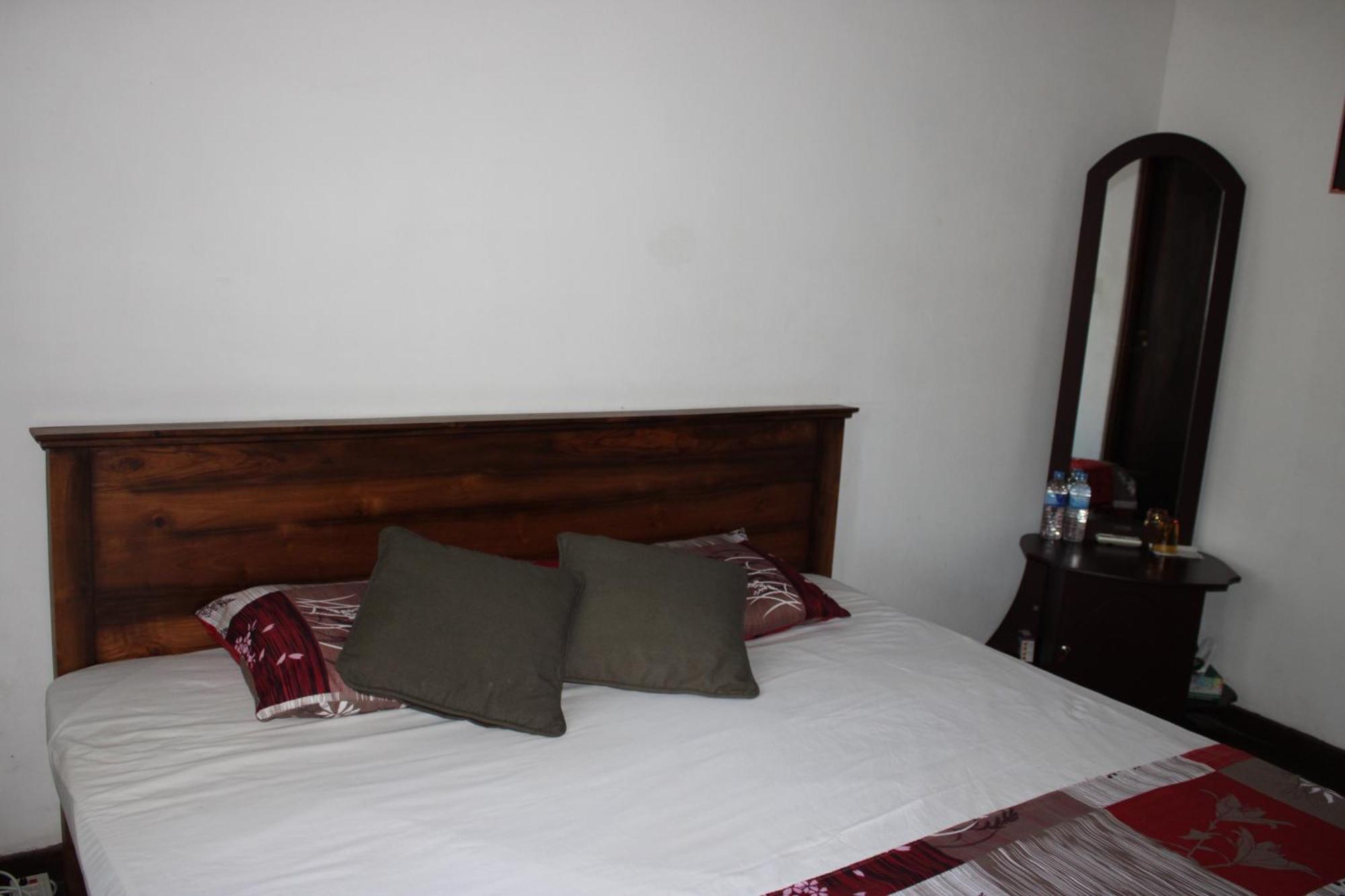Olideb Gedara Hotel Negombo Exterior foto