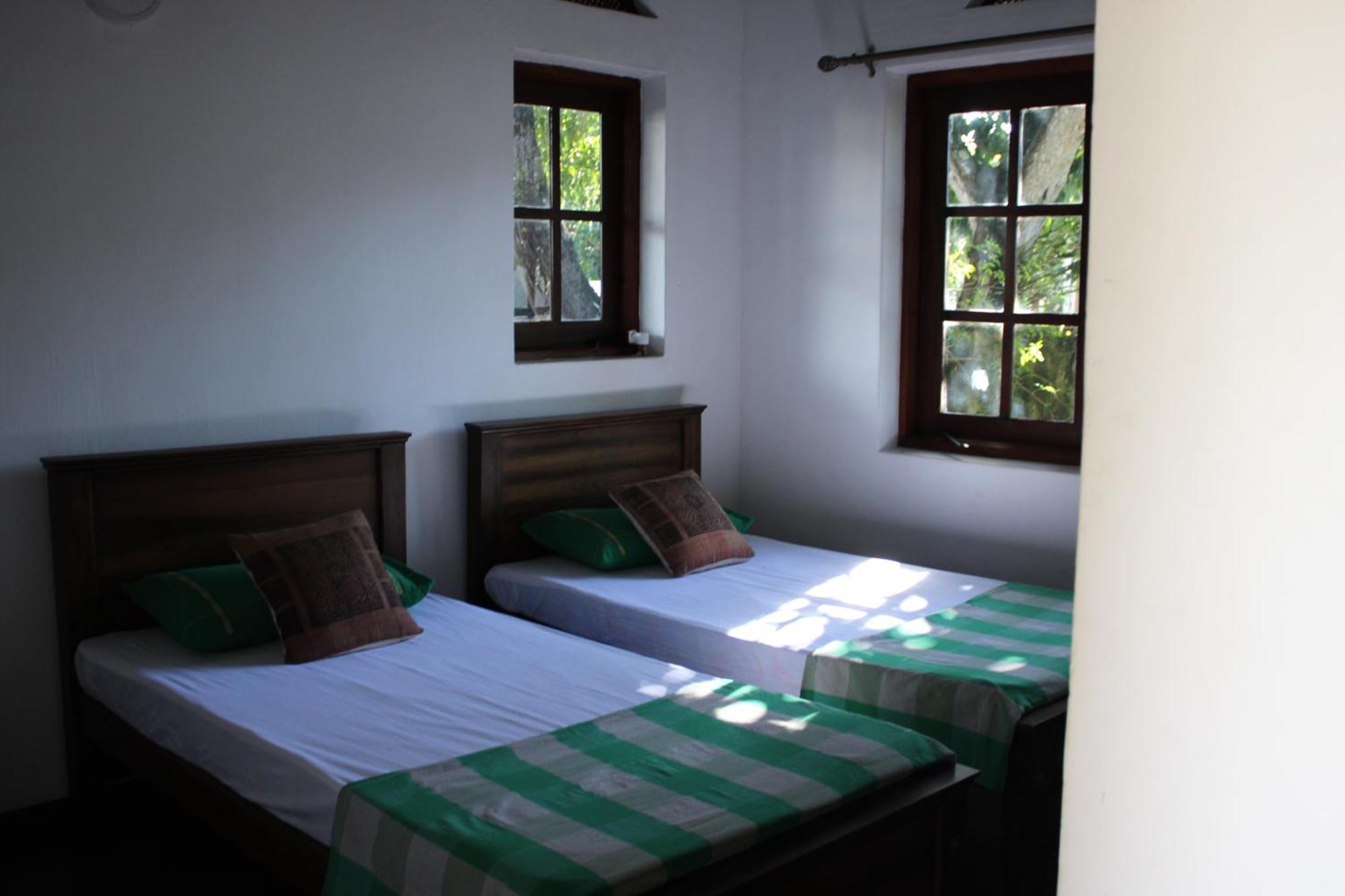 Olideb Gedara Hotel Negombo Exterior foto